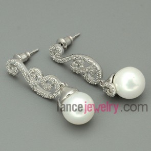 Auspicious clouds decorated drop earrings