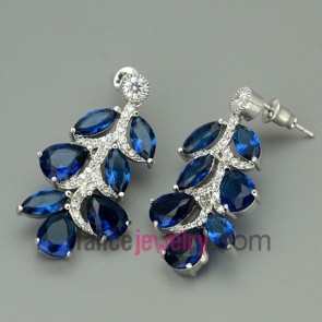 Classic blue color decorated chandelier earrings 