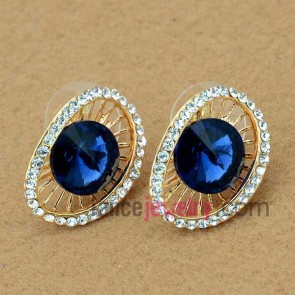 Elegant series earrings decorated with a circle embedded a blue crystal