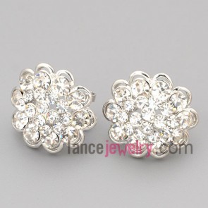 Sweet stud earrings with zinc alloy decorated transparent rhinestone with flower model