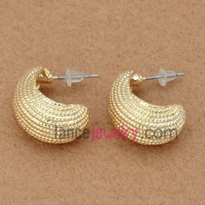Nice stud earrings decorated with zinc alloy with golden moon model