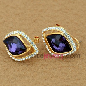 Gorgeous purple crystal decorated the zinc alloy stud earrings