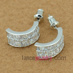 Nice stud earrings with copper alloy  decorated transparent cubic zirconia with special shape