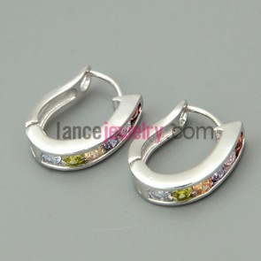 Simple stud earrings with colorful zirconia 