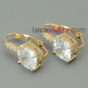 High quality copper based with golden color decorated stud earrings