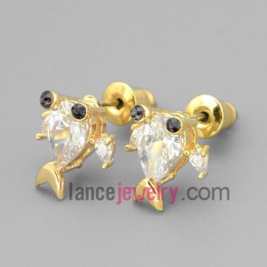 Vivid goldfish studded earrings