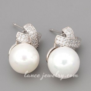 Sweet earrings with white cubic zirconia & ABS bead decorated 