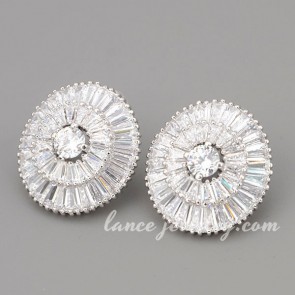 Lovely earrings with many white cubic zirconia in the umbrella shape