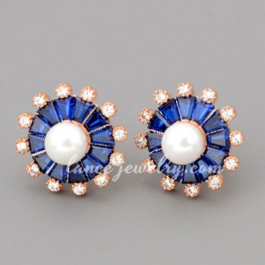 Nice earrings with shiny cubic zirconia & ABS beads in the cute  shape