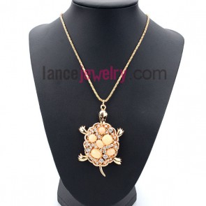 Lovely turtles model decorated necklace
