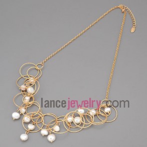 Cool plastic beads decoration alloy necklace