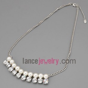 Exquisite rhinestone pendant decoration alloy chain necklace