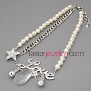 Classic alloy chain necklace with beading design