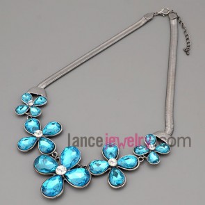 Fancy chain necklace decorated with blue crystal flower & rhinestone