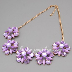 Attractive flower model decoration necklace