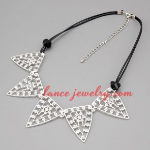 Romantic necklace with black hide rope & zinc alloy pendant 