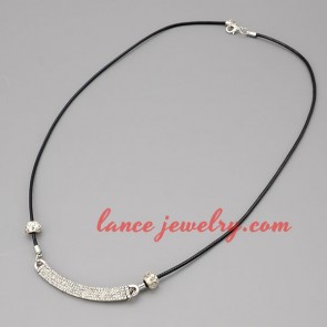 Simple necklace with black hide rope & zinc alloy pendant 