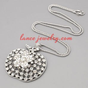 Shiny necklace with metal chain & apple pendant 