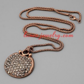 Nice necklace with metal chain & apple pendant