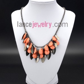 Orange water droplets and silver leaves decorated necklace  

