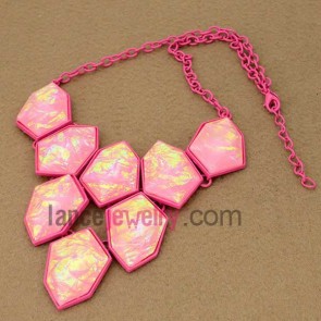 Sweet pink diamond shape strand necklace 