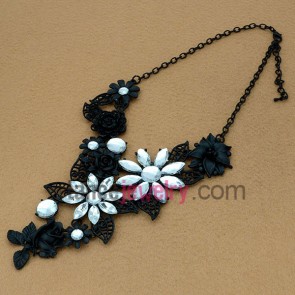 Acrylic flower rhinestone sweater chain necklace 