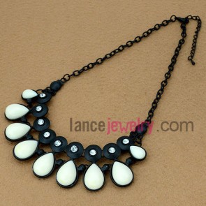 Cute water drop shaped sweater chain necklace 
