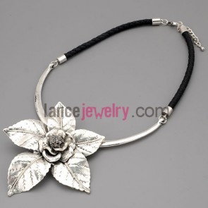 Nice necklace with black hide rope and metal chain & alloy pendant with flower model decorate shiny rhinestone 