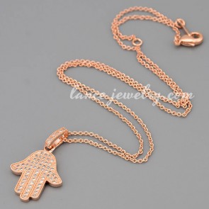Cute necklace with metal chain &  palmate pendant 