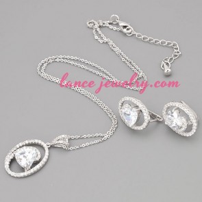 Mignon necklace set with metal chain and heart & ring model