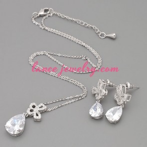Sweet bowknot & drop model decorate necklace set