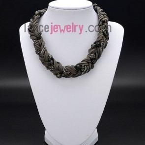 Cool series necklace with gray cashmere and beads