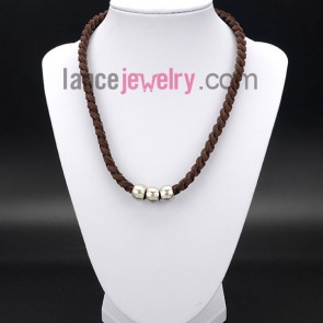 Classic necklace decorated with cashmere and small size rings

