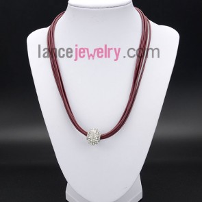 Delicate necklace with red wax rope and ring decorated rhinstone
