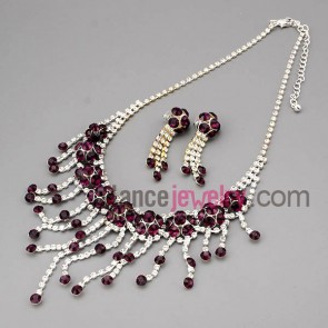 Fashion necklace set with claw chain decorate purple rhinestone pendant