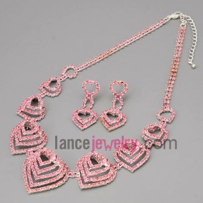 Sweet necklace set with claw chain decorate pink rhinestone with heart model