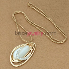 Special zinc alloy chain necklace decorated with cat eye & rhinestone