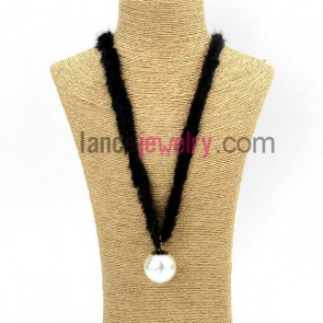 Elegant imitation pearl bead pendant sweater chain