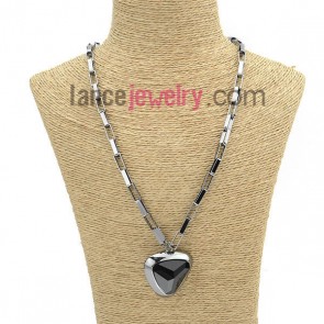 Claasic black color crystal pendant sweater chain