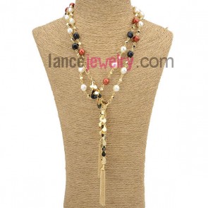 Delicate sweater chain with abs beads decoration