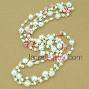 Shining pink flower pearl strand necklace