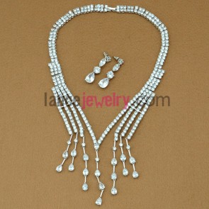 Nice earrings&necklace set with white color zirconia beads