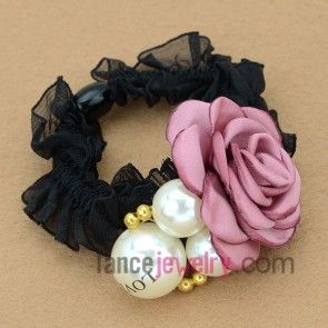 Delicate pink color flower design hair clip