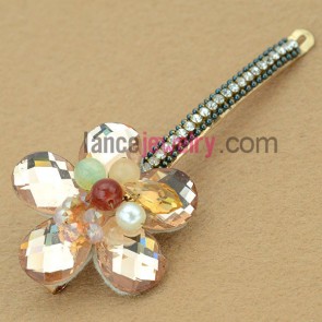 Nice flower decoration of light coffee color design hair cli8p