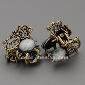 Elegant resin decoration hair claw with anti bronze plating
