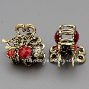 Innovative hair claw decorated with red resin & rhinestone