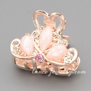 Charming hair claw decorated with resin & rhinestone