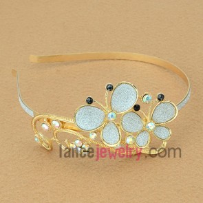 Striking hair band with iron and zinc alloy decorated butterflies model with rhinestone and pearl powder