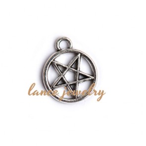 Zinc alloy pendant,a 13.5mm circle pendant within a five-pointed star inside