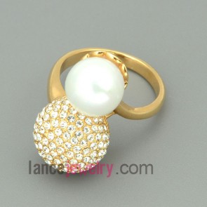 Trendy rhinestone and imitation pearl decorated alloy rings